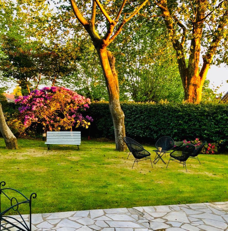 La Parenthese Bed and Breakfast Saubrigues Εξωτερικό φωτογραφία